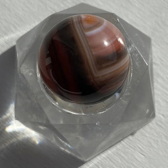 Banded Agate Mini 16mm Crystal Sphere - J - Picture 3 of 4
